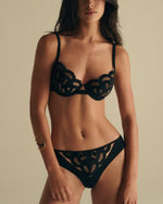 Carica l'immagine nel visualizzatore Galleria, Slip bikini in mesh e pizzo Georgia