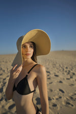 Carica l'immagine nel visualizzatore Galleria, Set bikini e perizoma brasiliano Ethel