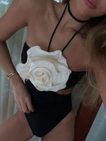 Load image into Gallery viewer, Bandeau-Einteiler „Danielle“ mit Blumenmuster
